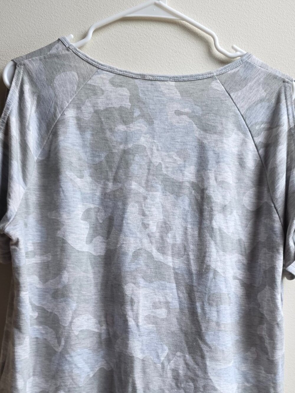 Jane and Delancey Gray Camo Short Sleeve Jersey Size XL - Picture 13 of 15